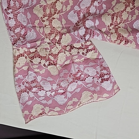 Zara women's lace blouse with ribbed neckline size M. Made in portugal. - Picture 7 of 7